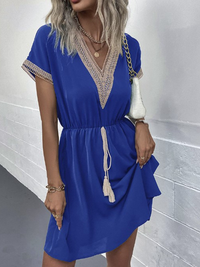 LIA™ - VESTIDO CORTO CON ENCAJE ELEGANTE